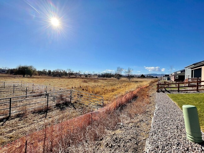 Building Photo - Incredible 3 bed/2 bath home in Fort Collins!