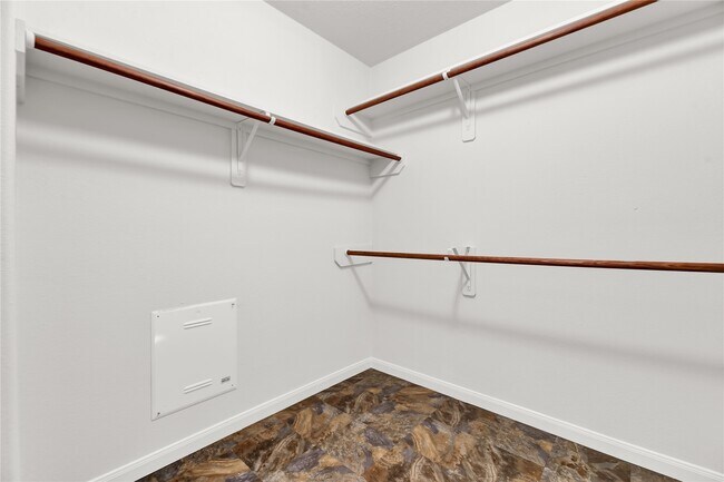 Building Photo - 1906 Rock Ridge Dr