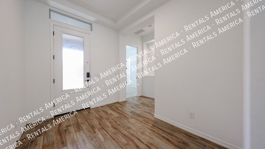 Building Photo - 19060 Rancho Dr