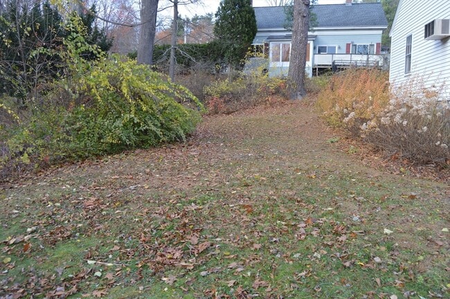 Building Photo - 117 Southville Rd