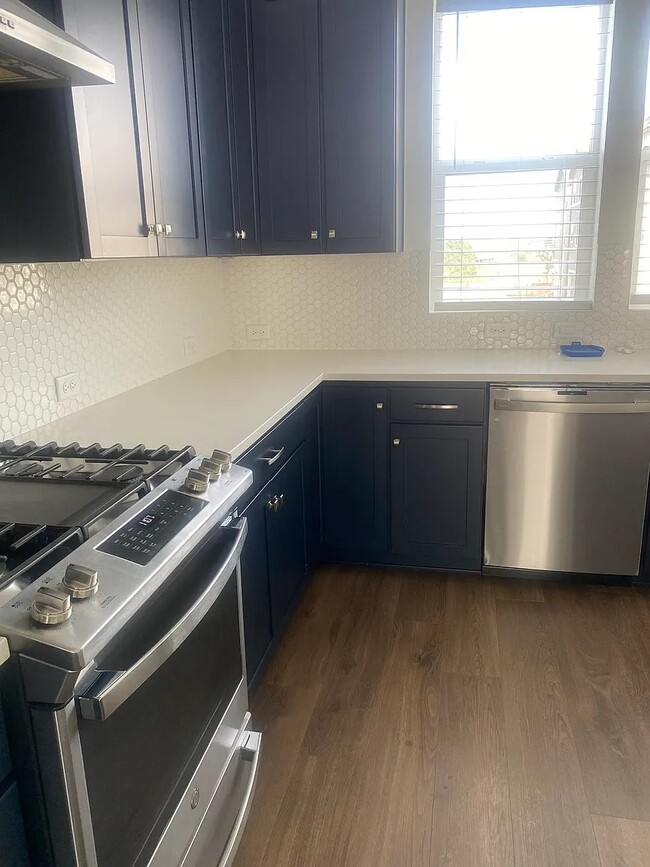 Building Photo - 11066 Shining Star Cir