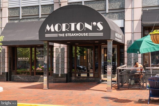 Building Photo - 2136 Glacier Rd