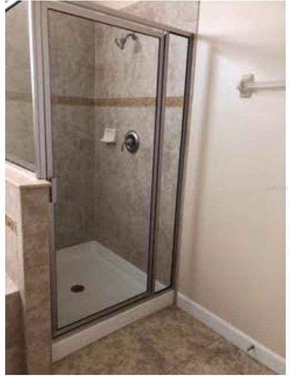 Building Photo - 20012 Oakflower Ave