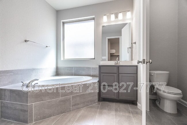 Building Photo - 13915 Runner Way