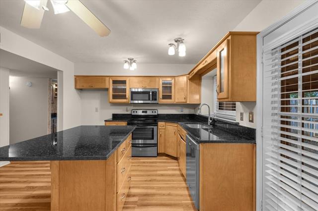 Building Photo - 6901 Red Fox Trail