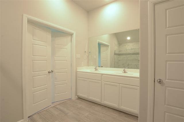 Building Photo - 1608 Etosha Dr