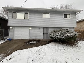 Building Photo - 6826 E 3rd Ave