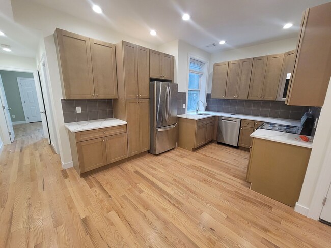 Building Photo - 2931 N Calvert St