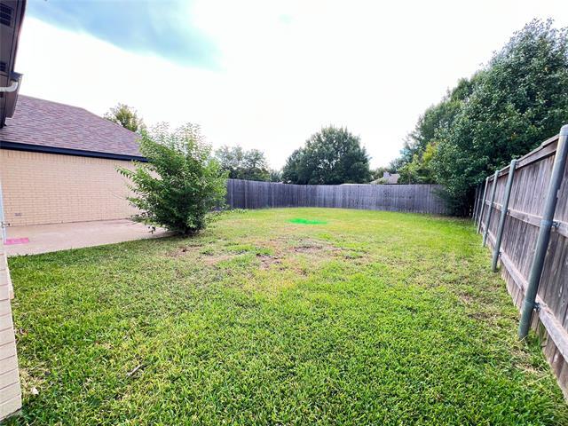 Building Photo - 204 Pear Tree Pl