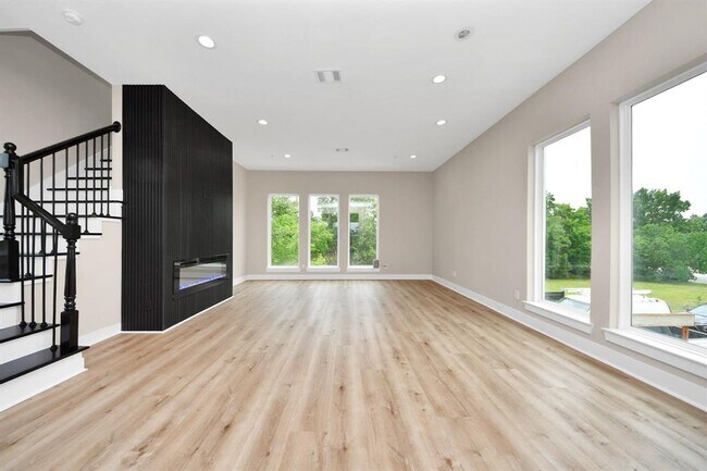 Building Photo - 3913 Griggs Rd