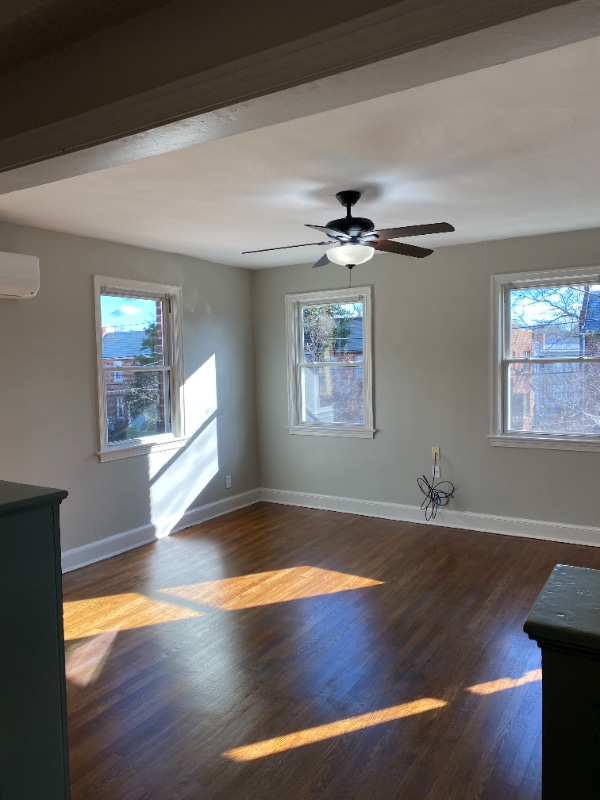 Building Photo - 3914 9th St NE