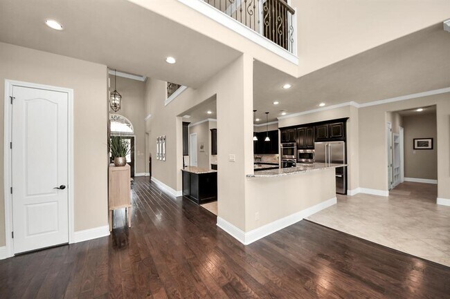 Building Photo - 55 Little Rise Dr