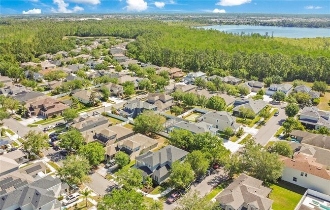Building Photo - 8555 Abbotsbury Dr