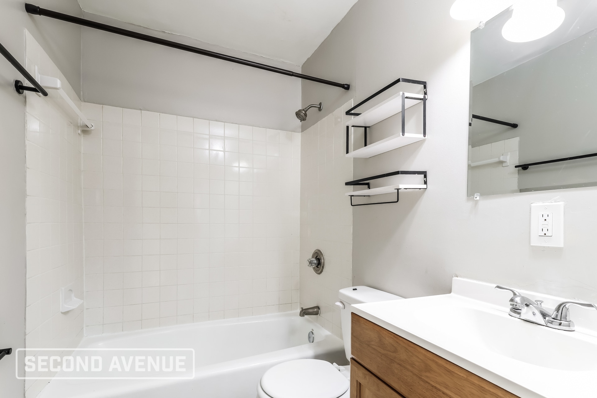 Building Photo - 4718 Dohn Rd