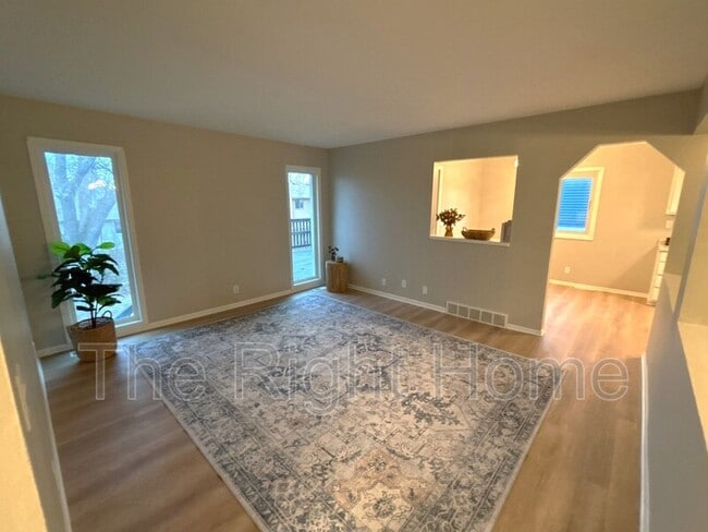 Building Photo - 8617 S 143rd Ave