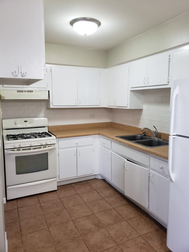 9960 Nottingham Ave 9960 Nottingham Ave Chicago Ridge IL 60415 Apartment Finder