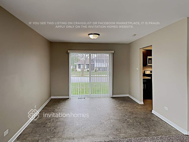 Building Photo - 240 Hale St