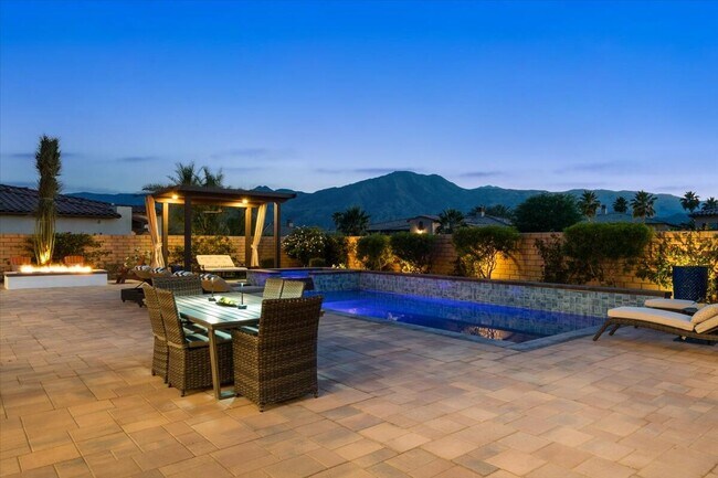 Building Photo - 54770 Cavalcade Ct