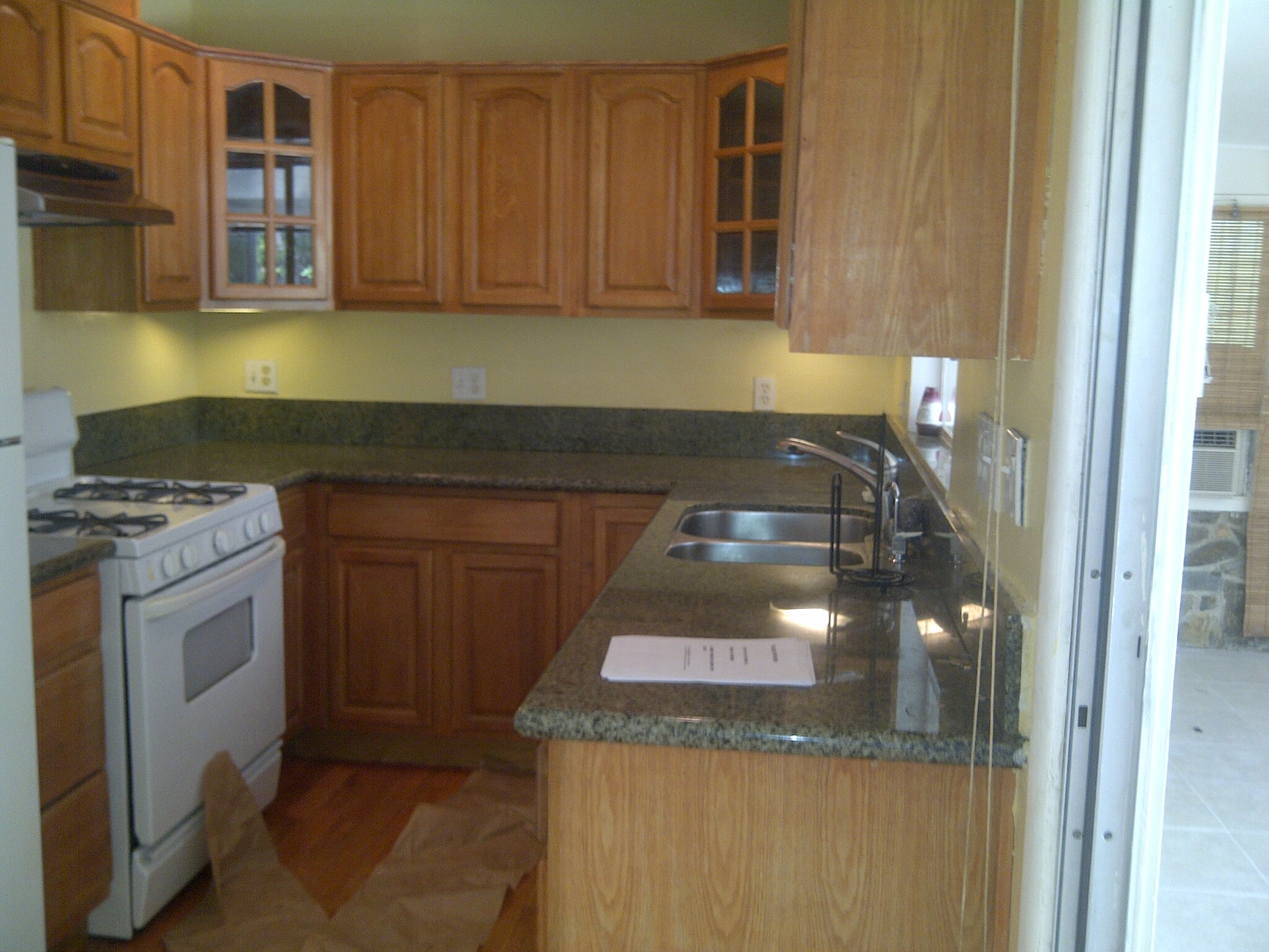 Building Photo - 1121 W Milling St