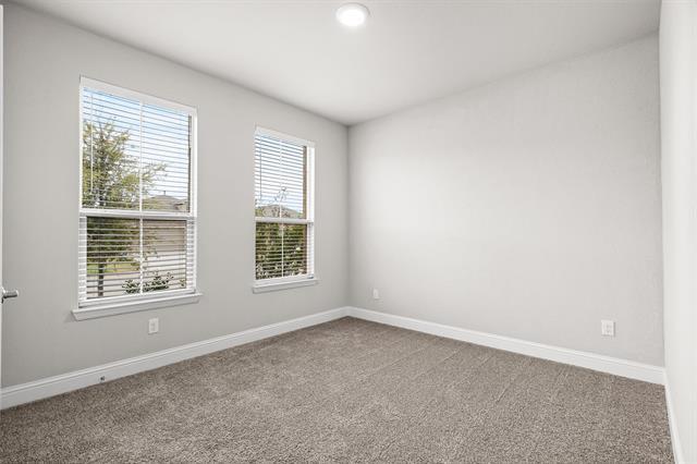 Building Photo - 825 Blackhorse Trl