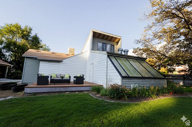 Building Photo - 8544 S 300 E