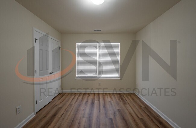 Building Photo - Spacious 4BR, 2.5BA Summer Meadow Durham Home