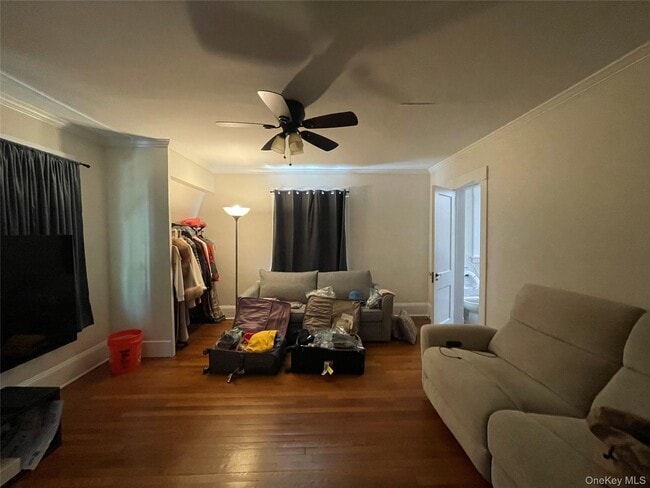 Building Photo - 38 Gedney Park Dr