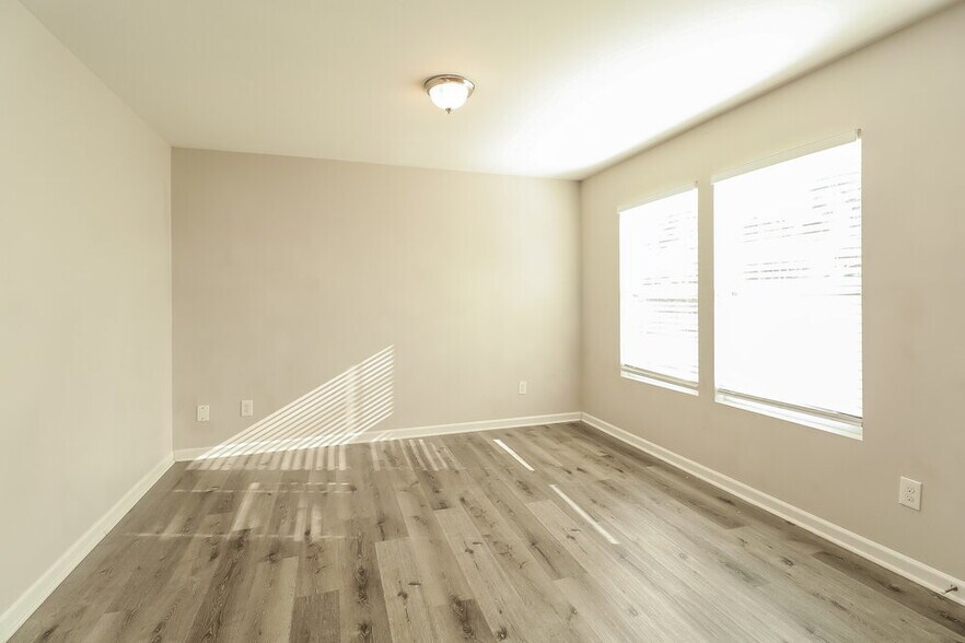 Building Photo - 7211 Waldon Park Lane