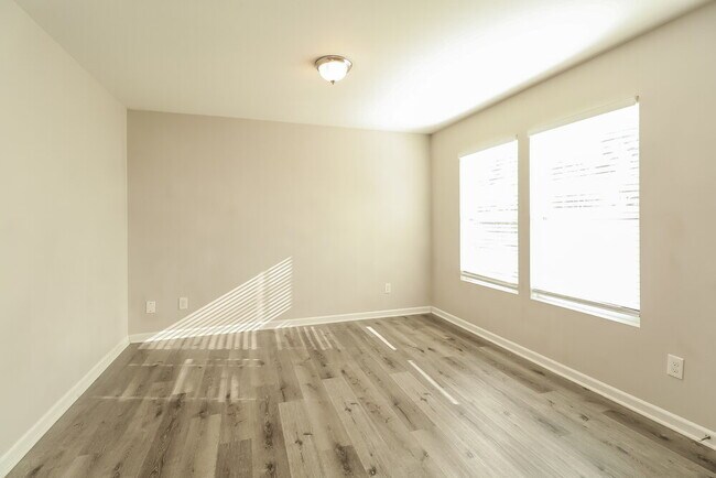 Building Photo - 7211 Waldon Park Lane