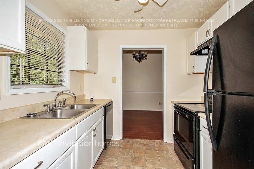 Building Photo - 4705 Burns Rd NW