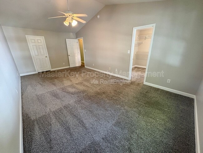 Building Photo - 4506 Treerose Way