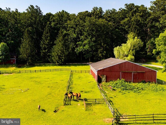 Building Photo - 2101 Tufton Ave