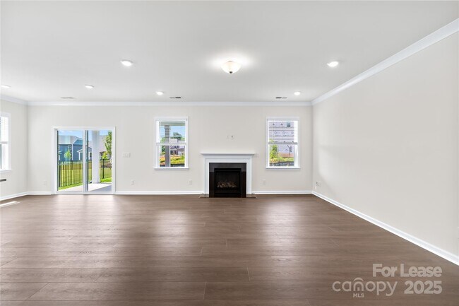 Building Photo - 9008 Catboat St