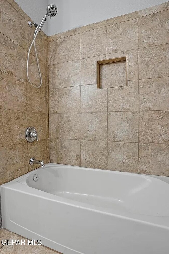 Building Photo - 14344 Alma Point Dr