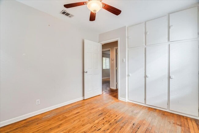 Building Photo - 4603 Jinx Ave