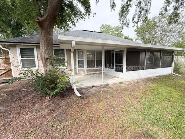 Building Photo - 816 Brookstone Ct