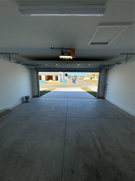 Building Photo - 4609 Orchard View Aly