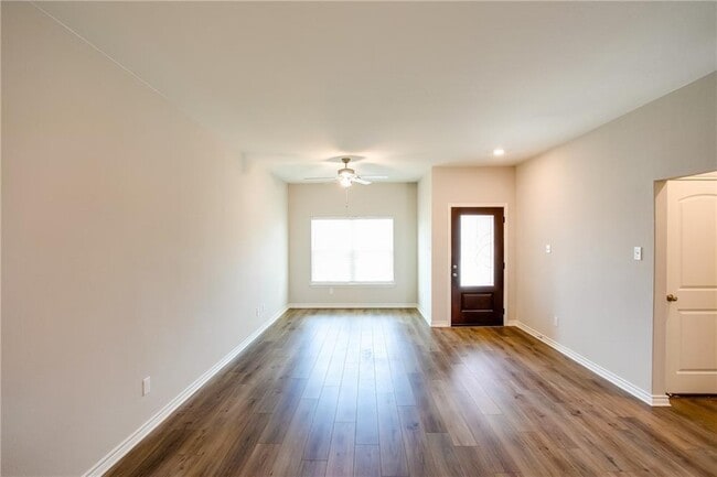 Building Photo - 301 Liberty Meadows Dr