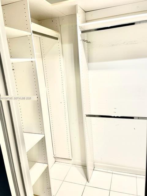 Building Photo - 4000 Towerside Terrace