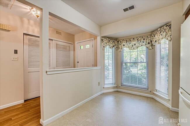 Building Photo - 1801 Timber Oaks Rd