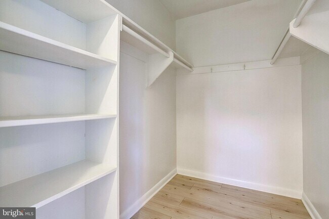 Building Photo - 3515 Washington Blvd