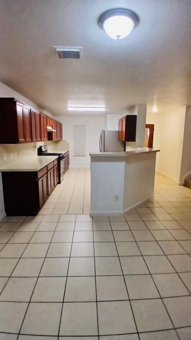 Building Photo - 13126 Bentcrest Ct