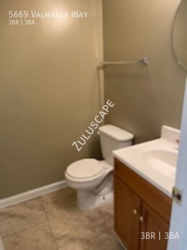 Building Photo - 5669 Valhalla Way