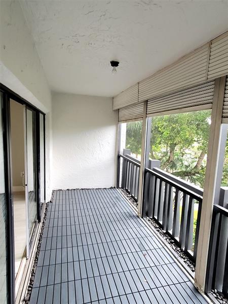 Building Photo - 1021 Mockingbird Ln