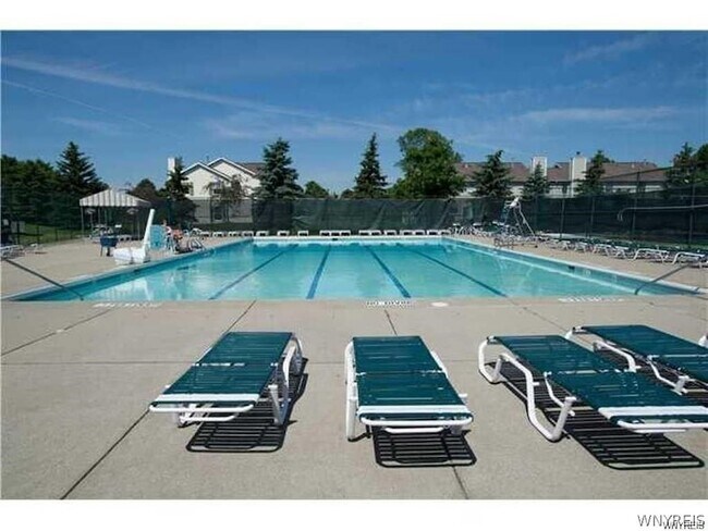 Building Photo - 30 Opal Ct