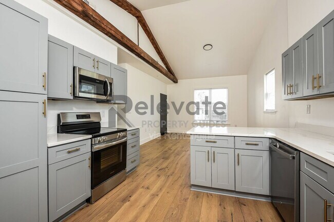 Building Photo - 1515 Blueberry Aly