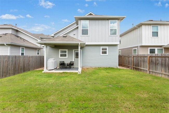 Building Photo - 10813 Sentinel Dr