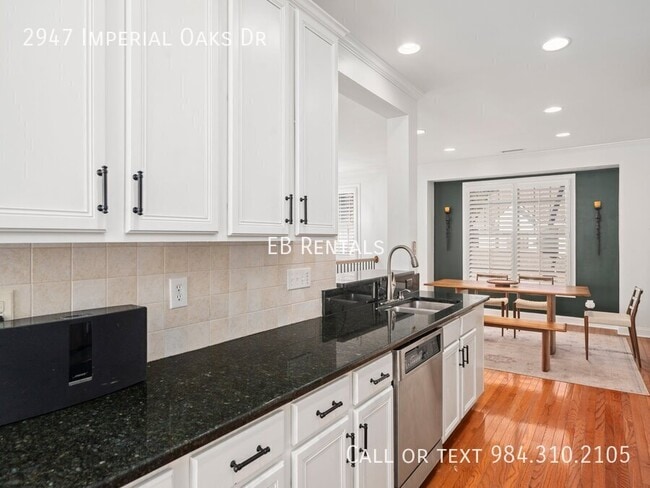 Building Photo - 2947 Imperial Oaks Dr