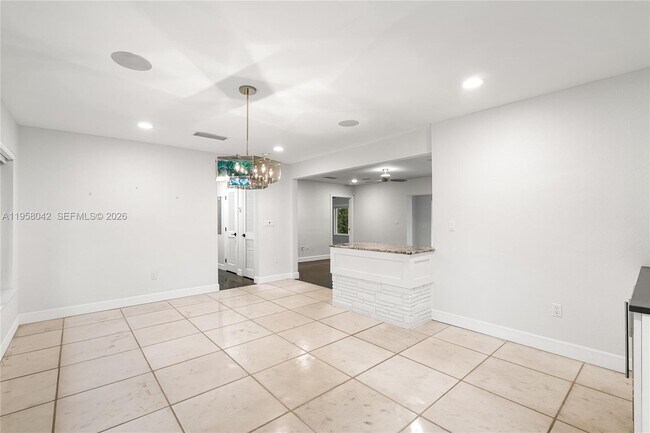 Building Photo - 3505 Crystal View Ct