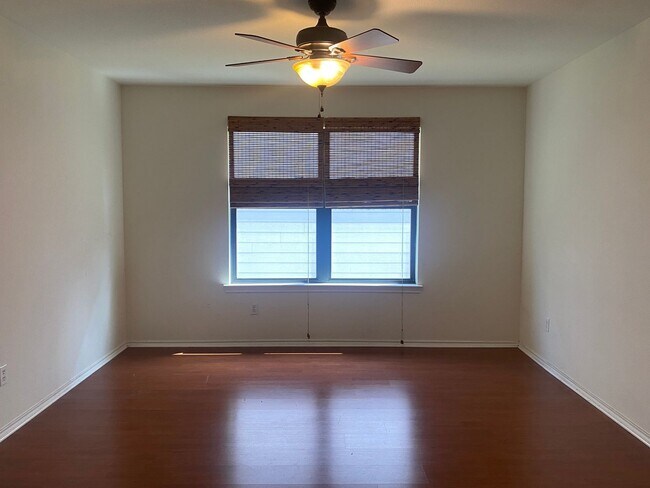 Building Photo - 3 BEDROOM, PLUS STUDY,  BELTON ISD